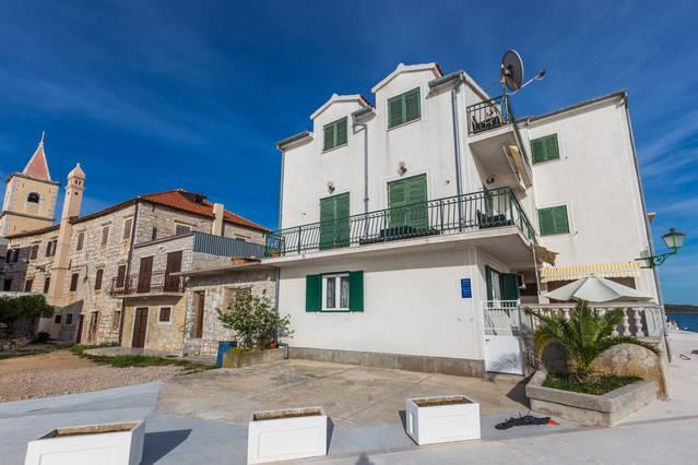 Apartment Masa Pirovac Kültér fotó