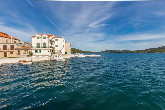 Apartment Masa Pirovac Kültér fotó