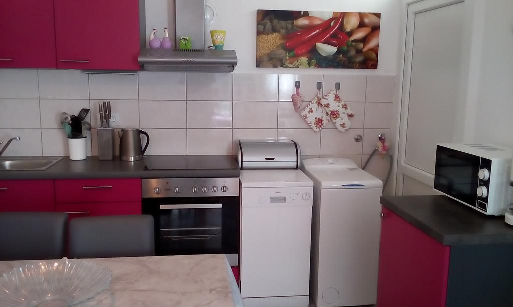 Apartment Masa Pirovac Kültér fotó