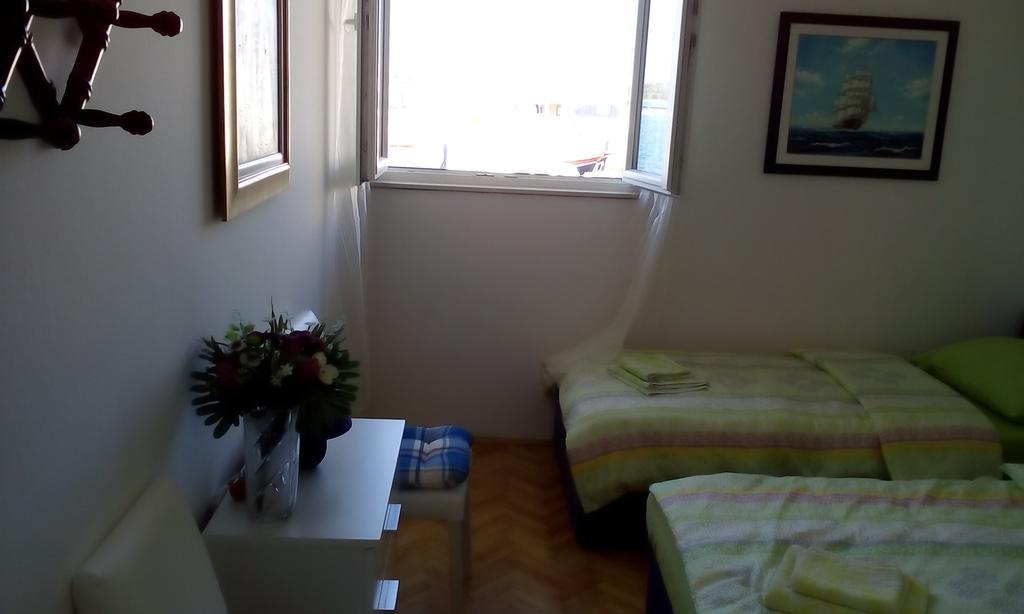 Apartment Masa Pirovac Kültér fotó